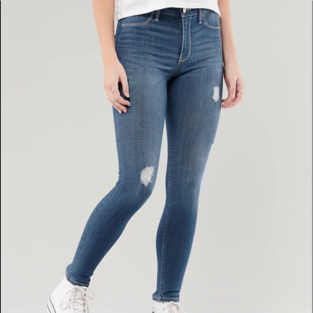 High rise medium wash Hollister jeans